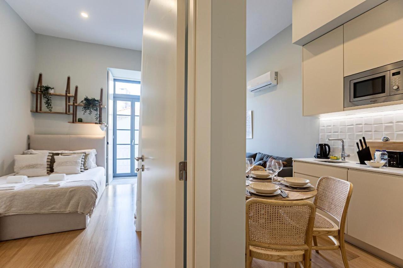 Apartament 31 Janeiro 157 - Stylish 1br W/ Ac & Balcony By Lovelystay *